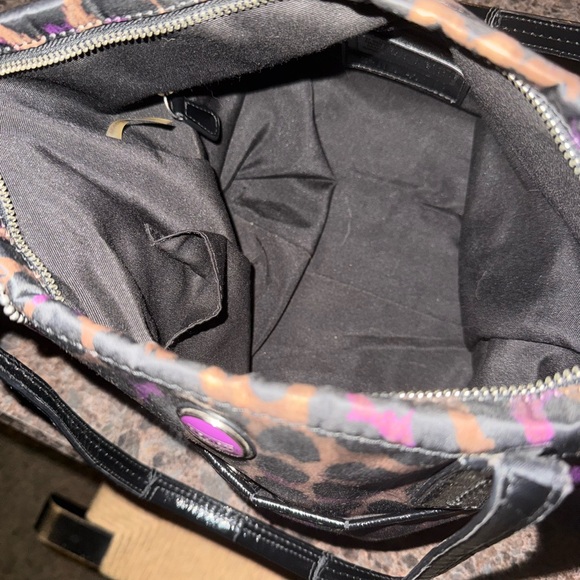 Coach overnight bag with matching tote
Beautiful set 🖤🤎💜 - Picture 10 of 16